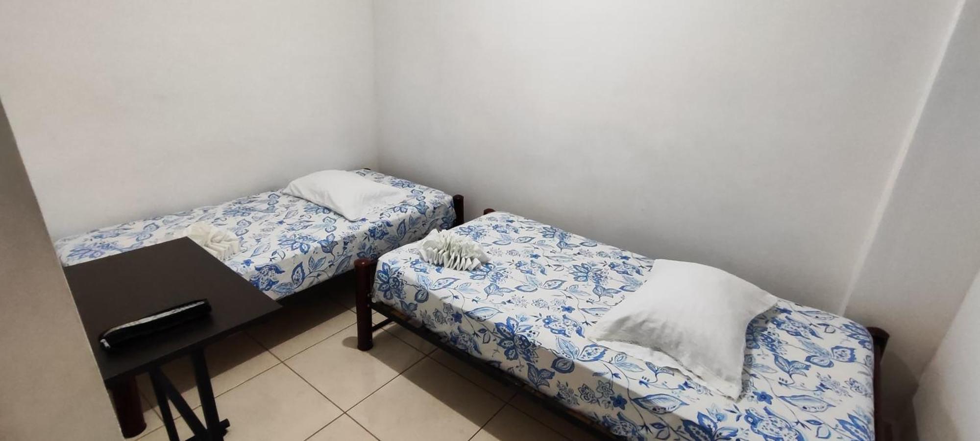 Guayacan Hostel Cali Buitenkant foto